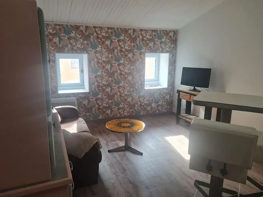 Studio Centre Ville Privas